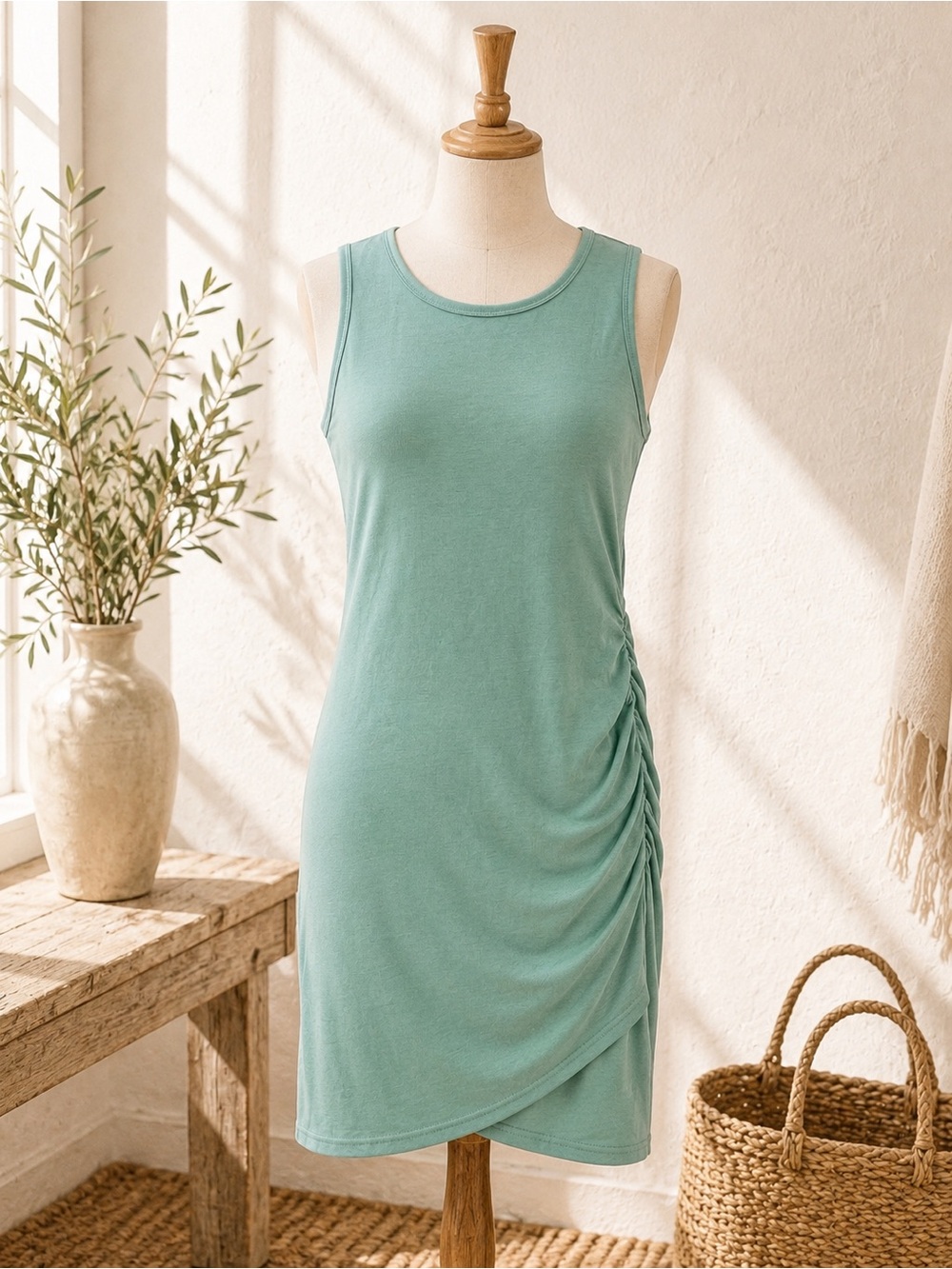 ✨ Sleeveless Tank Dress Mint Green Knit Ruched Bodycon Sheath Size L ✨